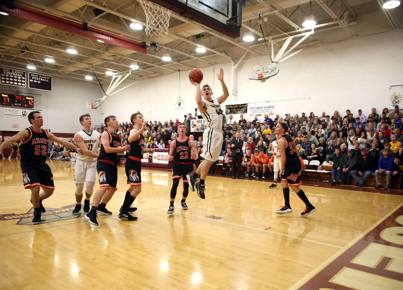 Sesser-Valier Holiday Tournament Championship